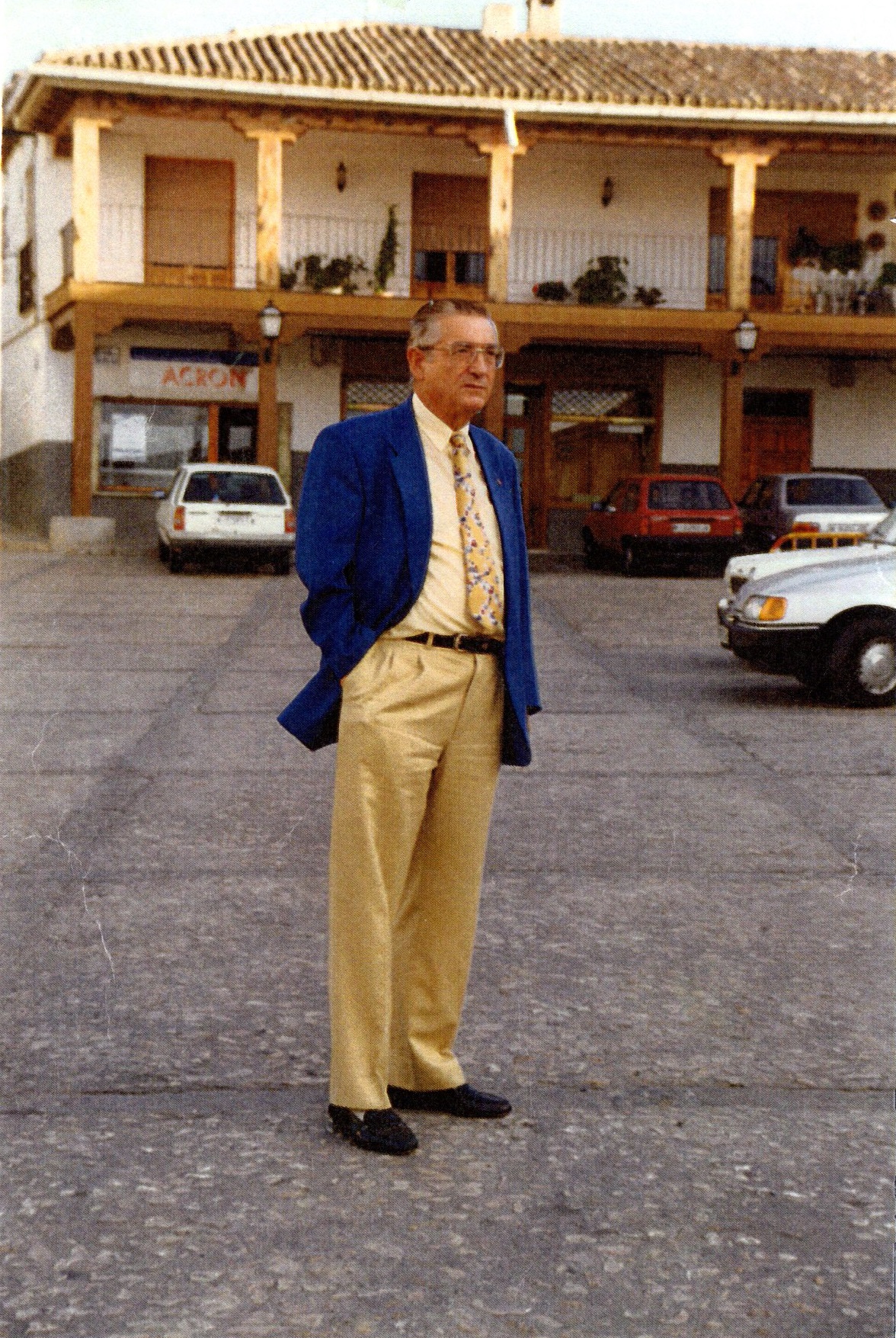 francisco-bethencourt-lavoratorios-bequisa.jpg